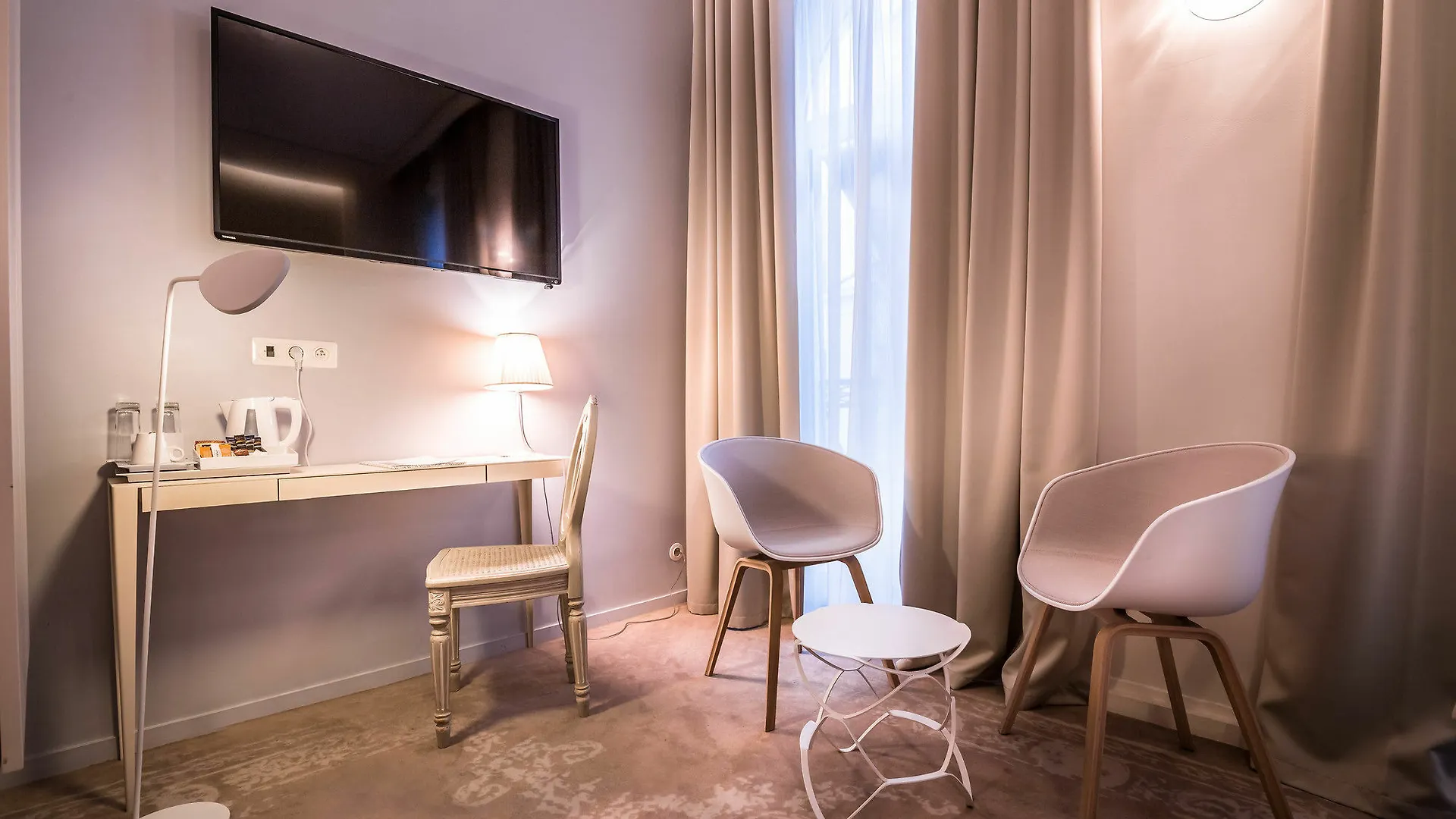 Relais Du Silence Des Tuileries