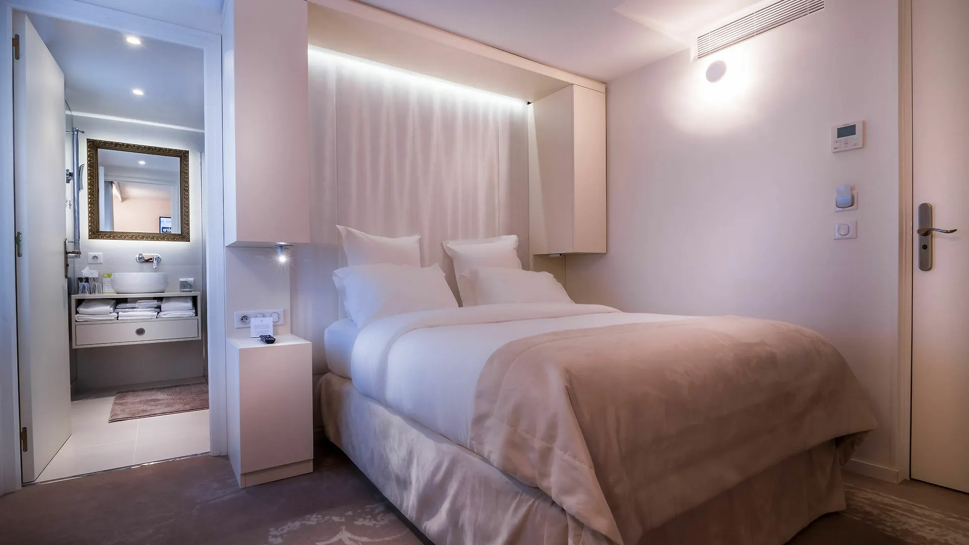 Relais Du Silence Des Tuileries 4*